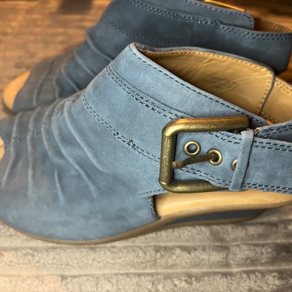New Earth Leather Coriander Moroccan Blue  Suede Wedge Ankle Strap Sandal Size 9 - Picture 4 of 8